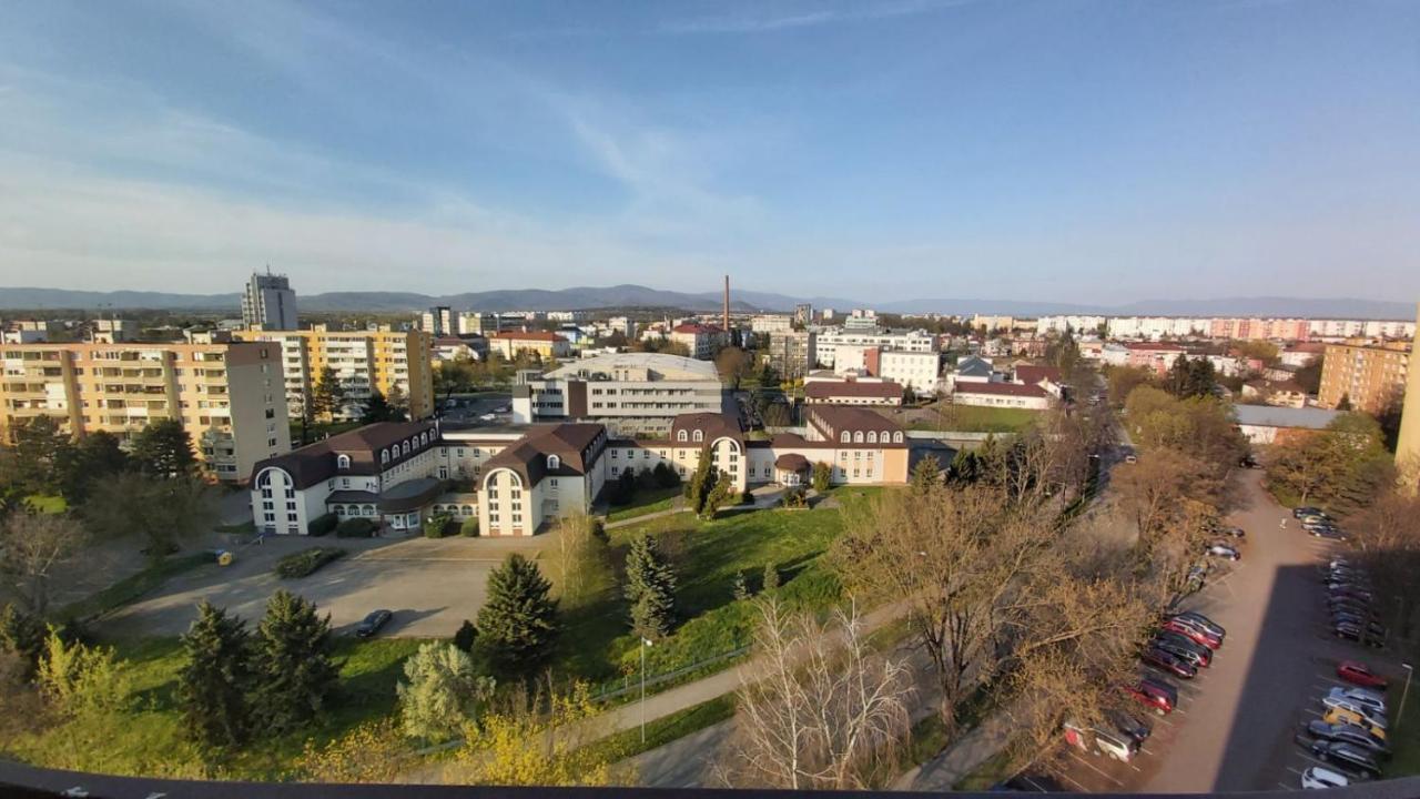 Utulny Apartman Blizko Centra Михайлівці Екстер'єр фото