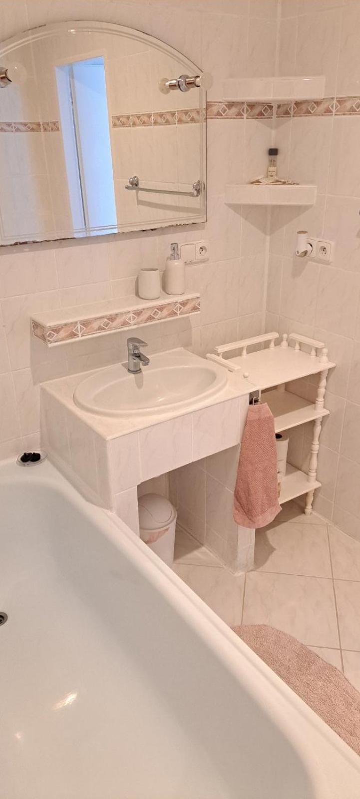 Utulny Apartman Blizko Centra Михайлівці Екстер'єр фото
